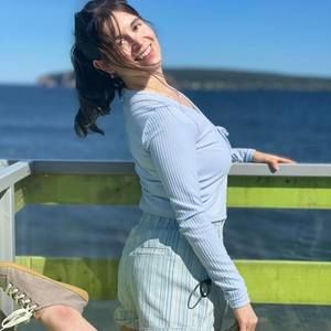 Meet your Posher, Audrey-ann